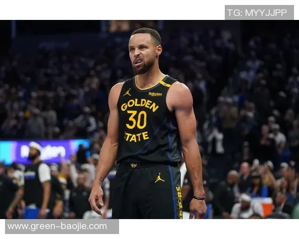 斯蒂芬库里如何在三分线外展现无与伦比的投篮威胁与比赛影响力 斯蒂芬库里如何在三分线外展现无与伦比的投篮威胁与比赛影响力