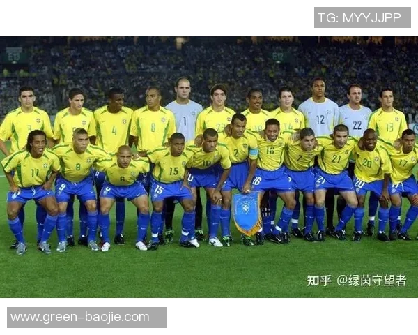 足球明星退役仪式的荣耀时刻与传奇回忆的完美交汇 足球明星退役仪式的荣耀时刻与传奇回忆的完美交汇