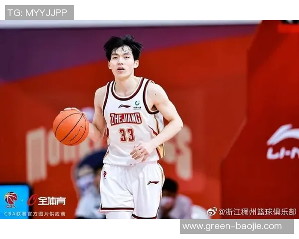 吴前：从篮球场上的领袖到生活中的奋斗者，探索他的成长与坚持之路