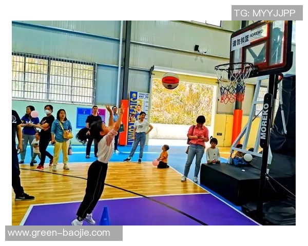 篮球明星畅谈篮球游戏体验与真实比赛的差异与乐趣